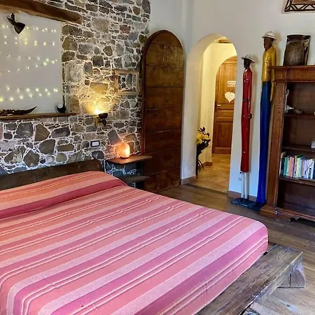 La Casa Di Martina, Con 1 Piscina 1 Piscina Bimbi E Parco Giochi