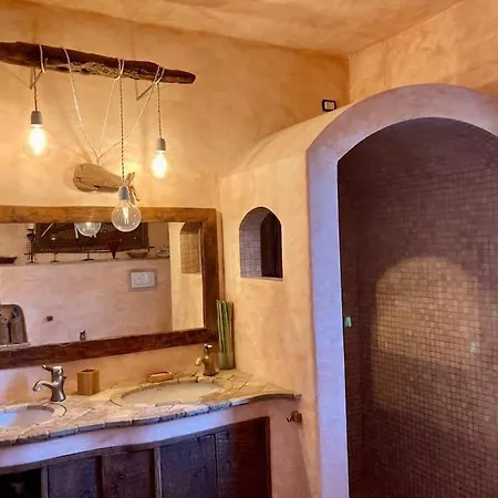 La Casa Di Martina, Con 1 Piscina 1 Piscina Bimbi E Parco Giochi *