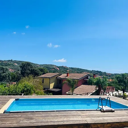La Casa Di Martina, Con 1 Piscina 1 Piscina Bimbi E Parco Giochi * Caramagna Ligure
